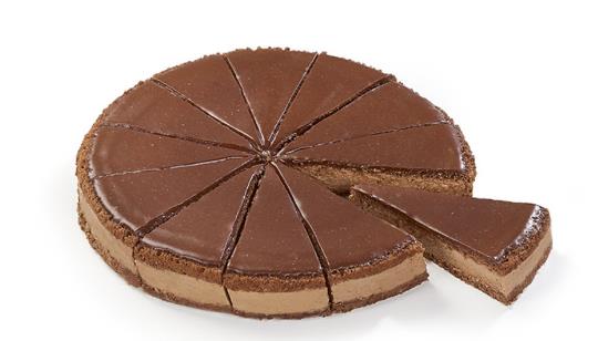 Chocomousse taart 12p 10805 gesneden